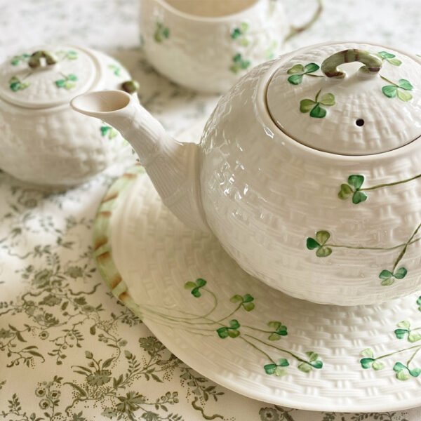 eberton Classic Shamrock Sugar Bowl