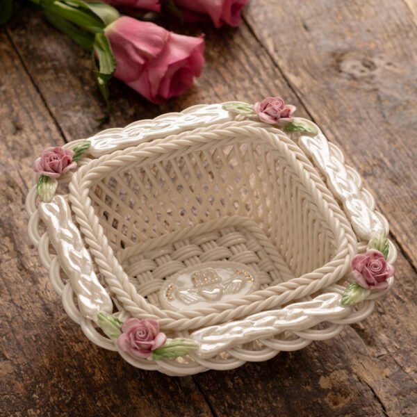 eberton Classic Claddagh Friendship Basket