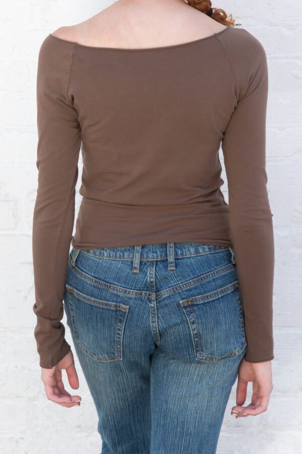 M482A-58SZ020000_3 Bonnie Top