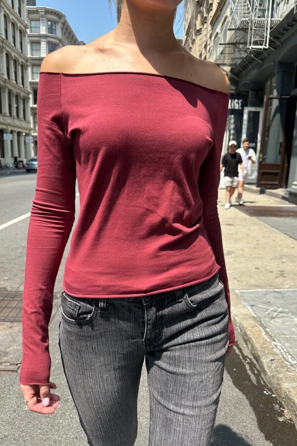 M482A-58SZ270000_03 Bonnie Top