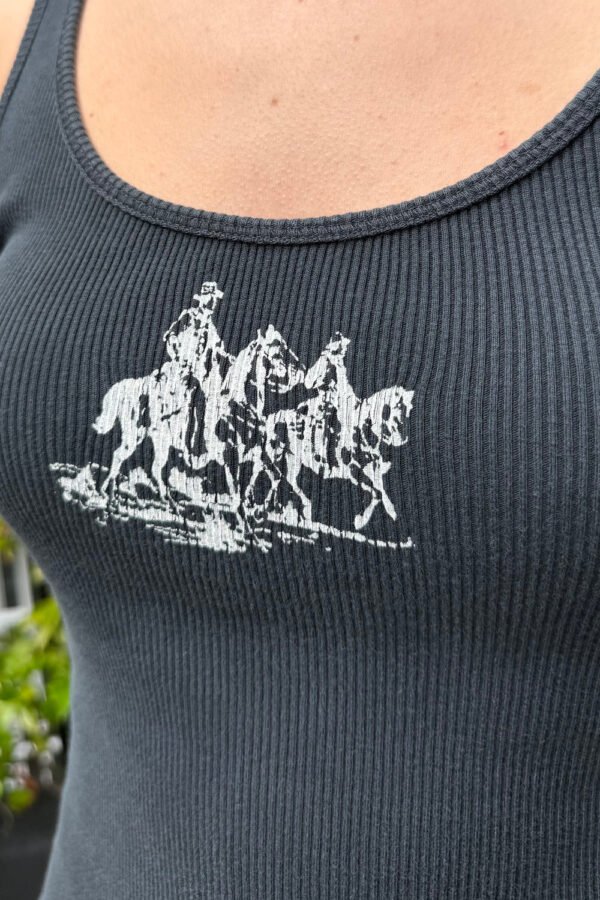 MCH570L-8482S015T679F001-5 Amaya Riders on Horseback Tank