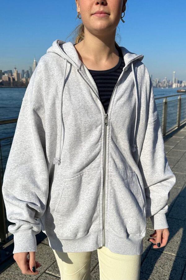 MDA110Z-Z380SC010000_0_68087a60-2bb5-402f-b18d-6348760320af Christy Hoodie