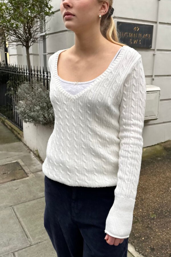 MH595A-Z275S1620000-2 Paulina Sweater
