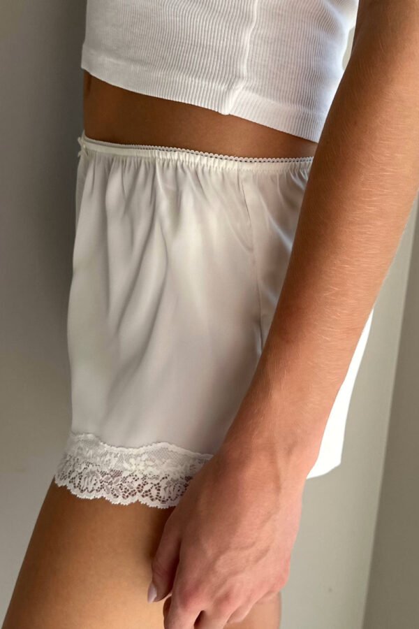 Poppy Lace Shorts