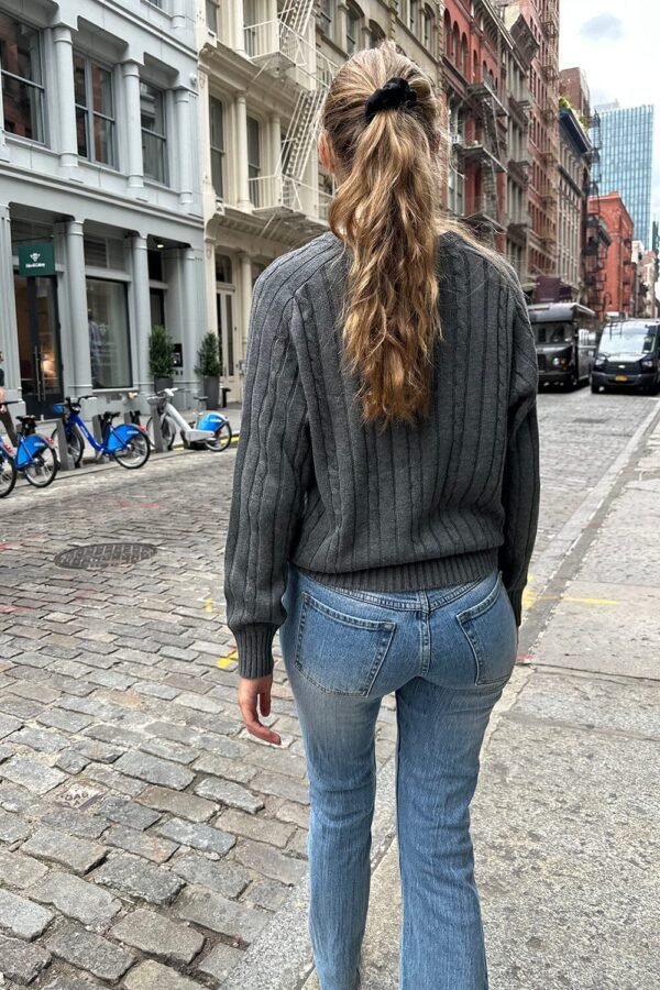 MNJ201-Z275SZ2900TR1_03 Ida Cotton Cable Knit V-Neck Sweater