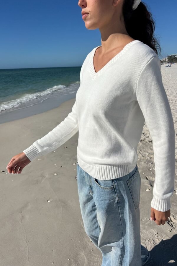 Mollie V-Neck Sweater