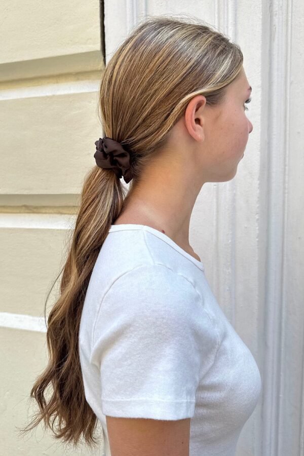 MU65027SSK888-01 Basic Scrunchie