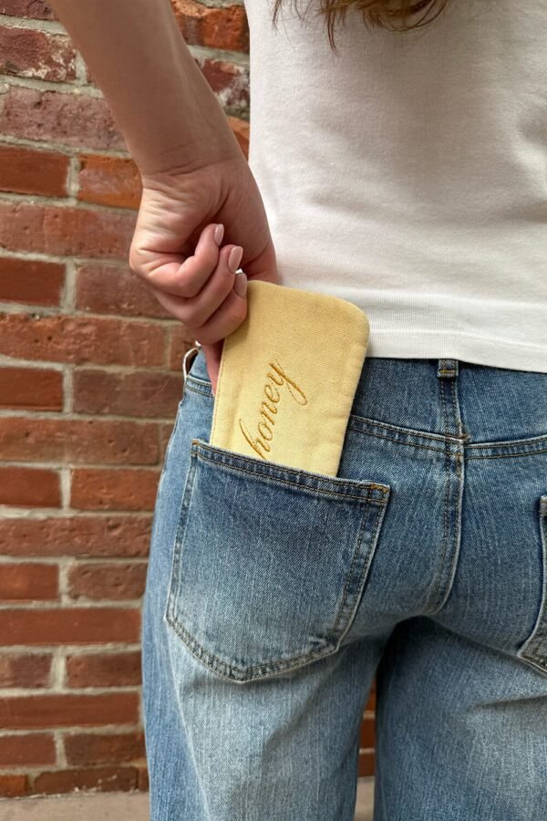MU712BX15H000-04 Honey Coin Purse