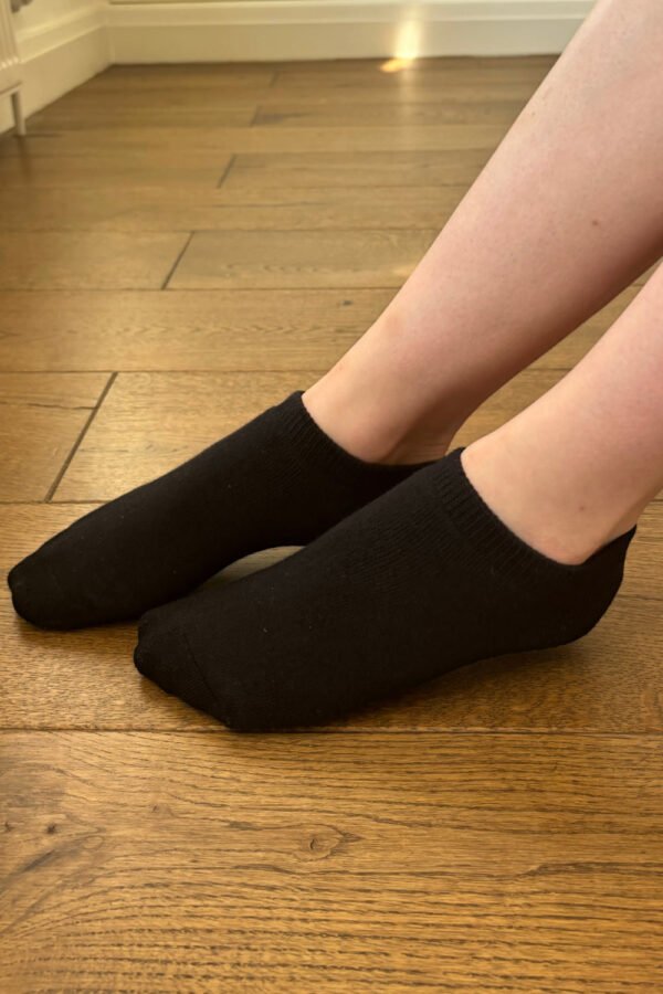 MU955B00100888-01 Basic Socks