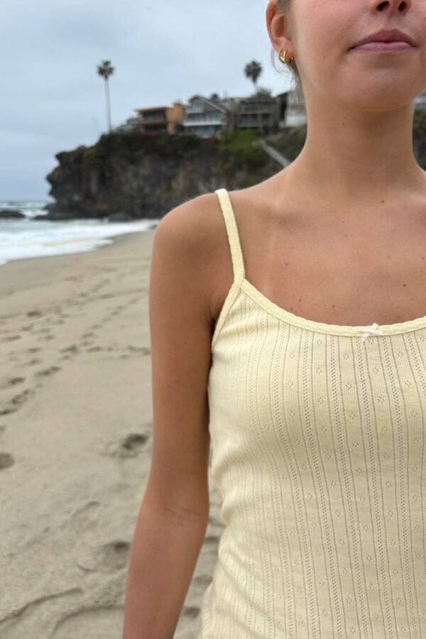 MW922L-1601SX1500QRB-04_5bf3ca39-8b73-4cff-a04d-6d538ca41a49 Skylar Ribbed Eyelet Tank