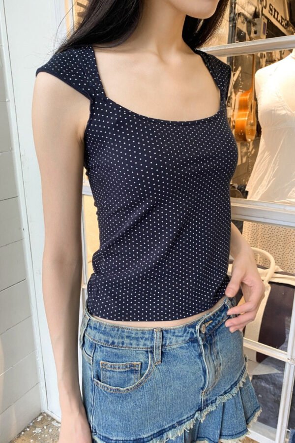 mh539-z58s07100v228c_0 Eve Polka Dot Top