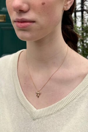 Bow Necklace